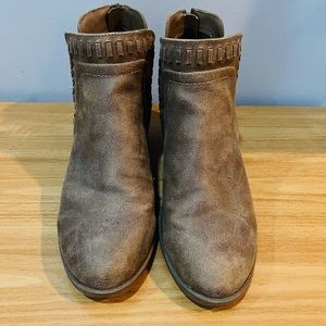 Women’s Brown Boot size 9